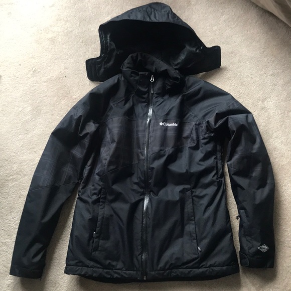 Columbia Jackets & Blazers - Columbia Omni-Tech jacket